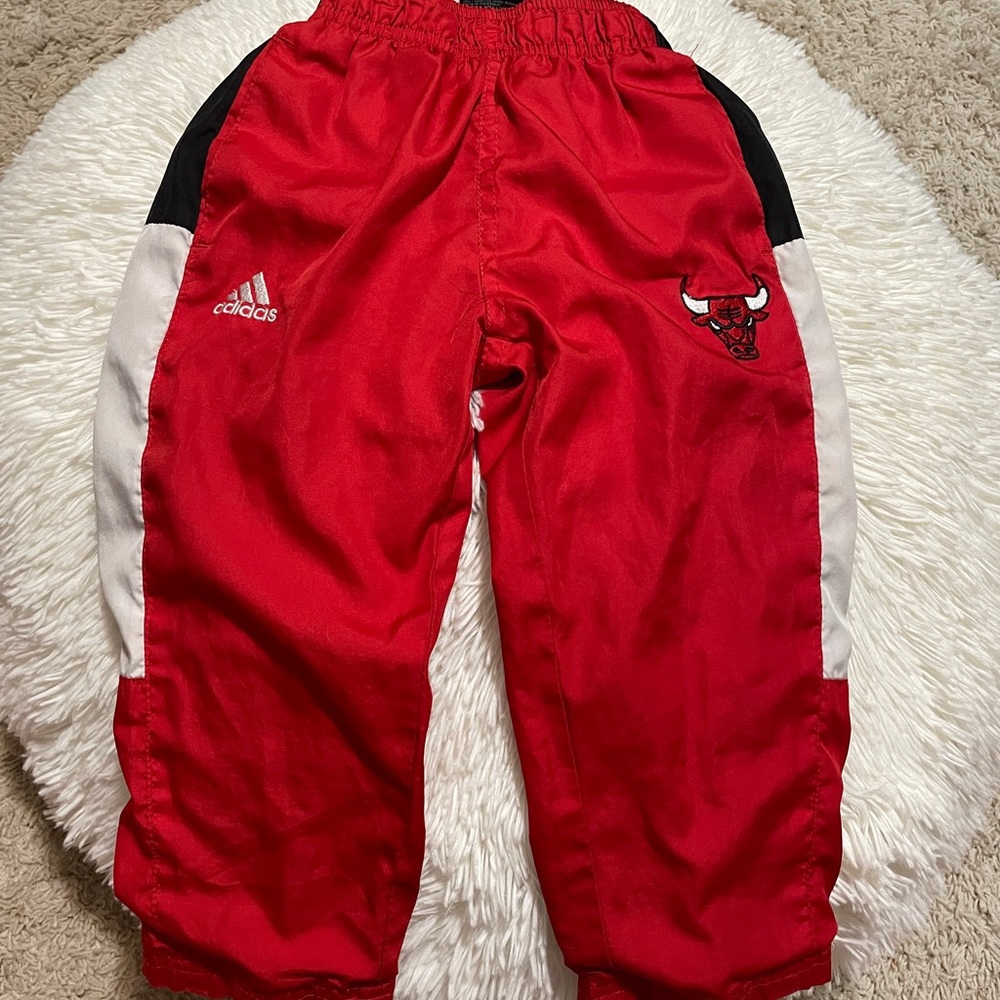 🏀 RARE Vintage Y2K Adidas x Chicago Bulls Toddler Track Pants | 2T